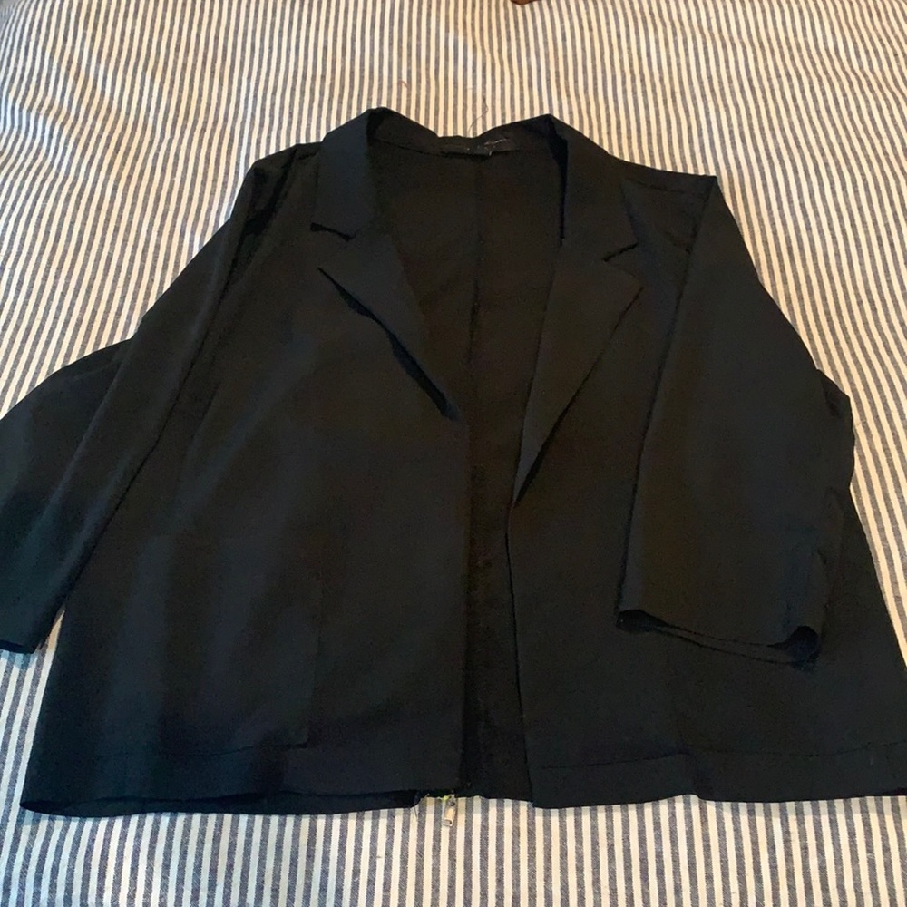3/4 sleeve, Black blazer with lime green back zip
